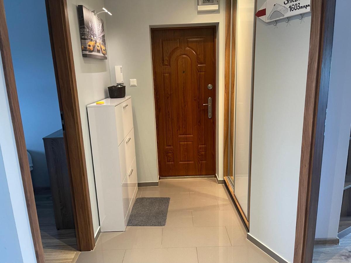 Apartament Z Widokiem Jelenia Góra Kültér fotó